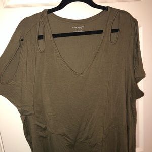 Plus size key hole shoulder top